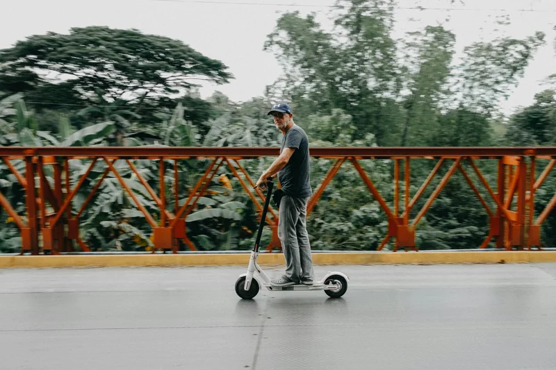Performance e-scooter